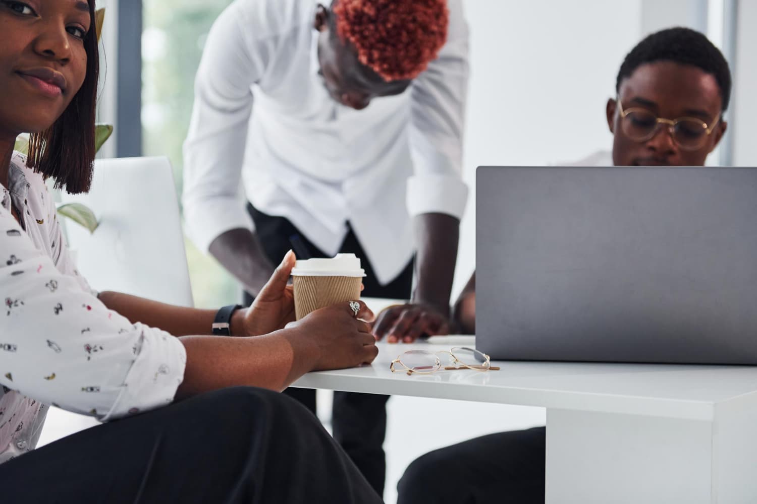    Hey, we're Xapisoft.